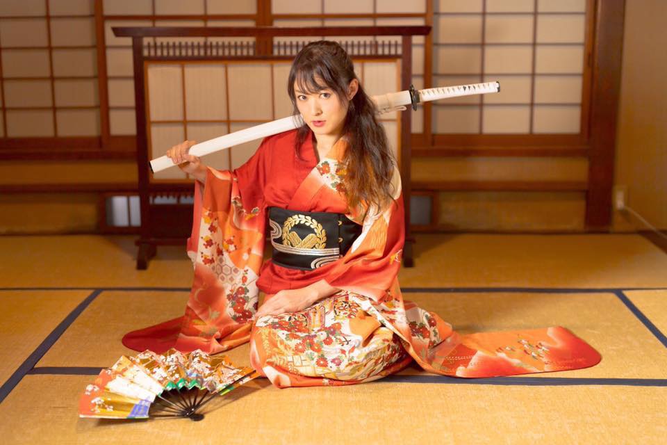 唯一無二のLADY SAMURAI統率のショウと、豊富な海外経験値